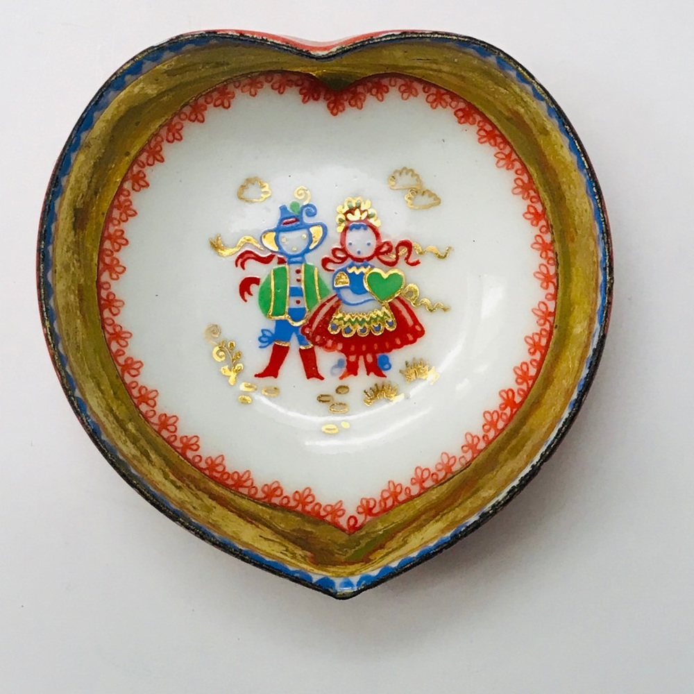 Vintage Trinket Dish❤️